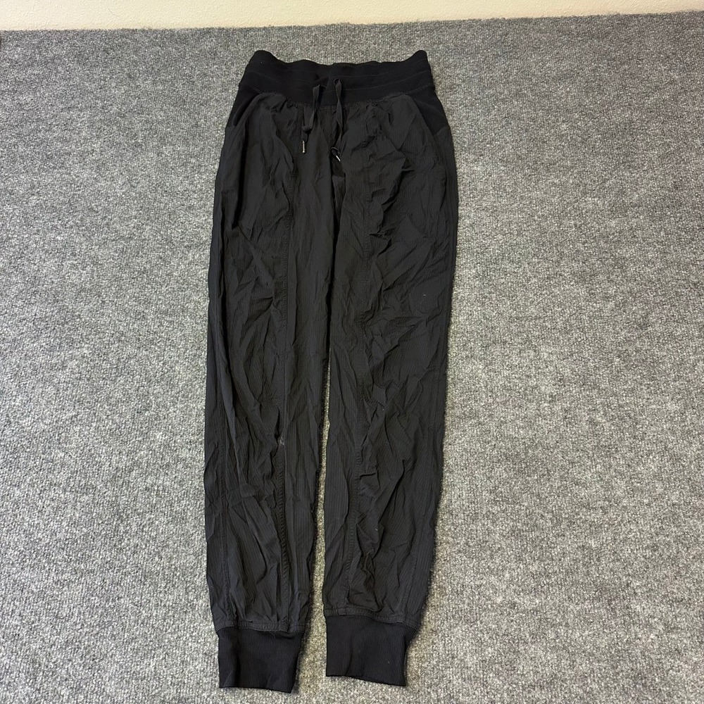 Lululemon Joggers Womens Size 2 Black Beyond the Studio Textured Activewear